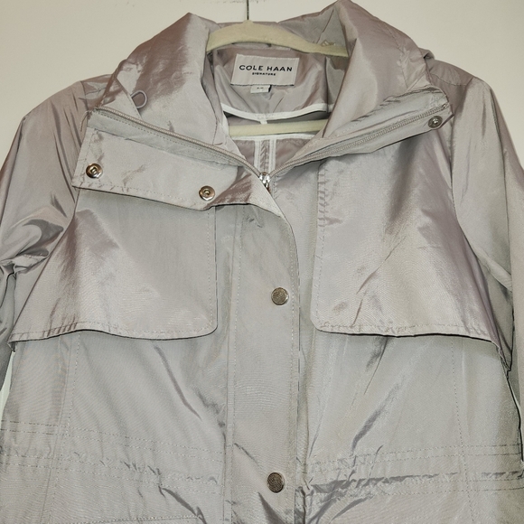 Cole Haan Packable Rain Jacket Size S/P Light Gray Zip Front With Snap Closure - Picture 6 of 15